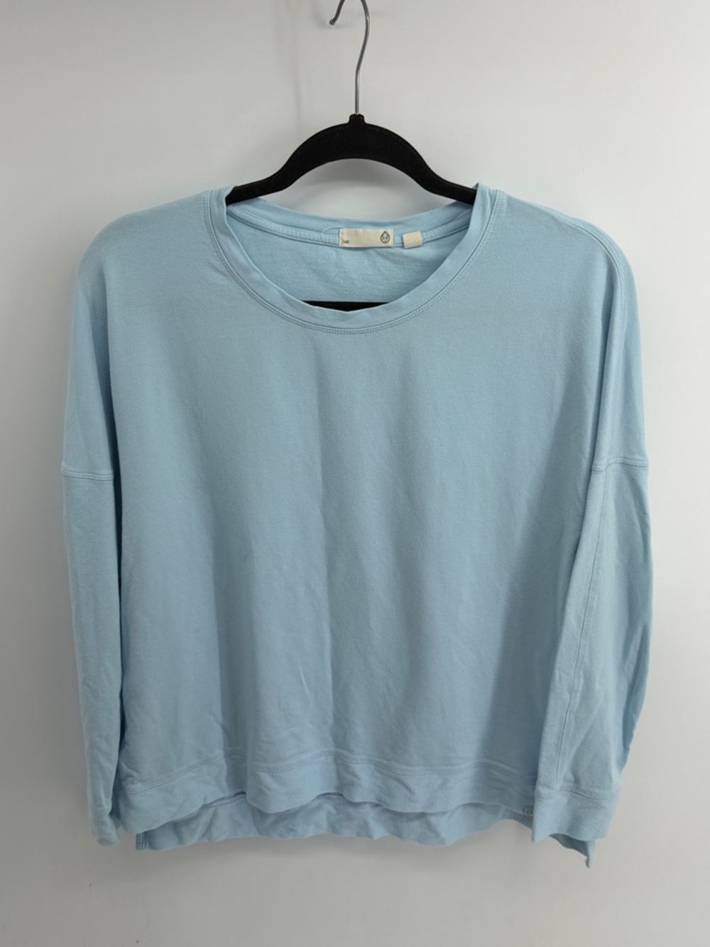 TASC Performance bamboo blend wide neck long sleeve drop shoulder t-shirt sz M